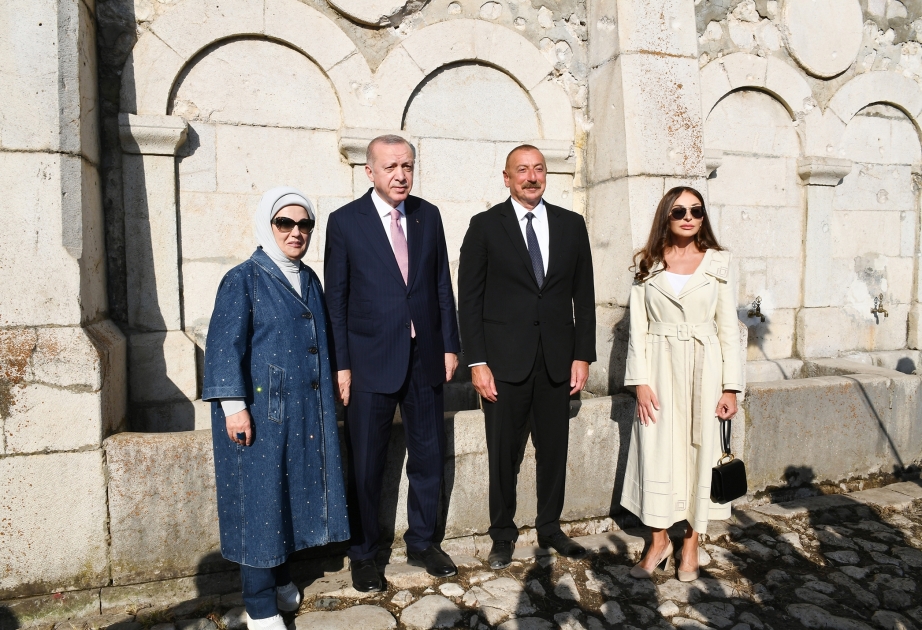 Choucha : les présidents Aliyev et Erdogan visitent la source « Khan qizi » VIDEO