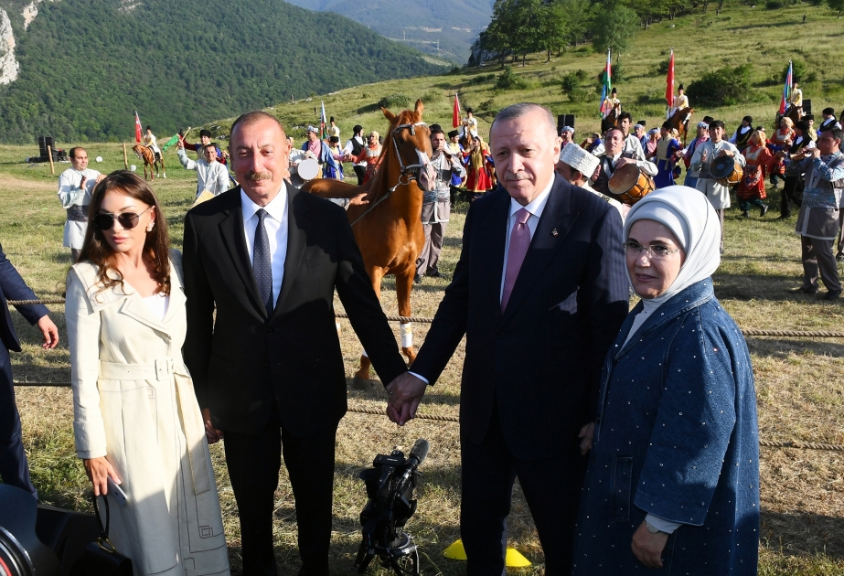 Une représentation musicale intitulée « Le patrimoine musical et les chevaux Karabagh dans la plaine de Djydyr » a été présentée à Choucha VIDEO