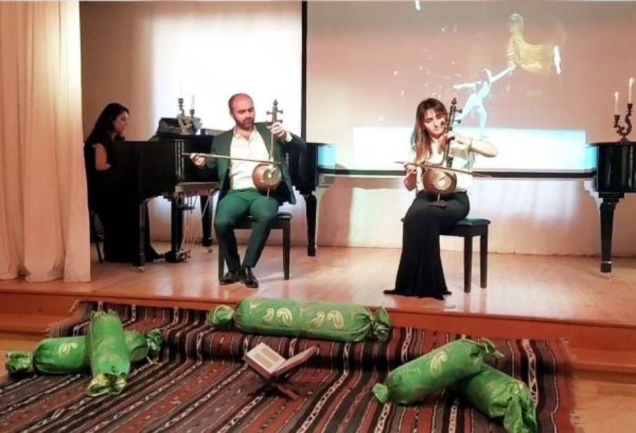 Musiqi məktəbində Nizami Gəncəvinin 880 illik yubileyinə həsr olunmuş tədbir keçirilib