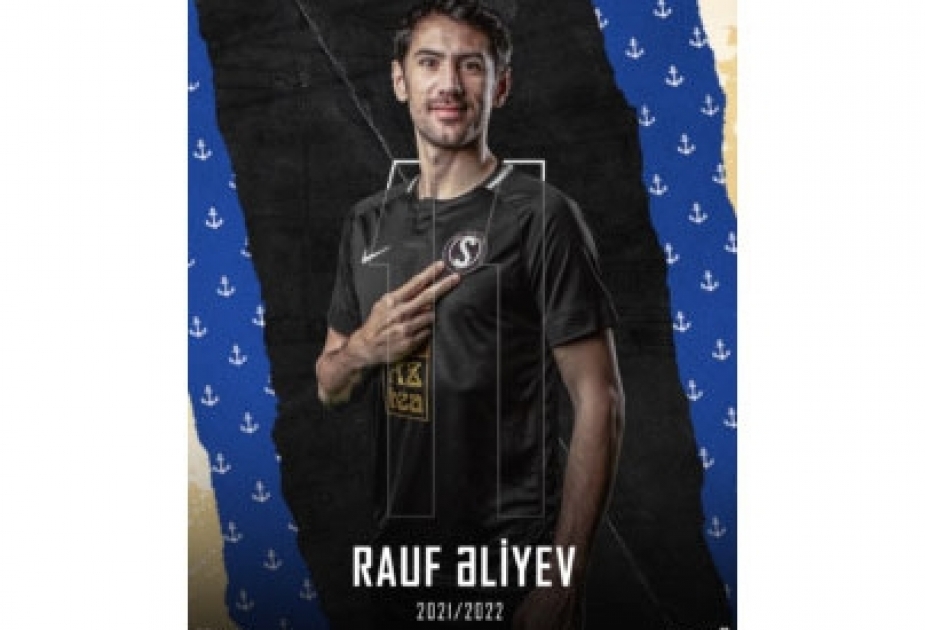 “Səbail” klubu futbolçusu Rauf Əliyev ilə müqaviləni yeniləyib