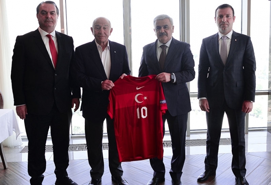Se celebra una reunión entre los presidentes de AFFA y la Federación Turca de Fútbol