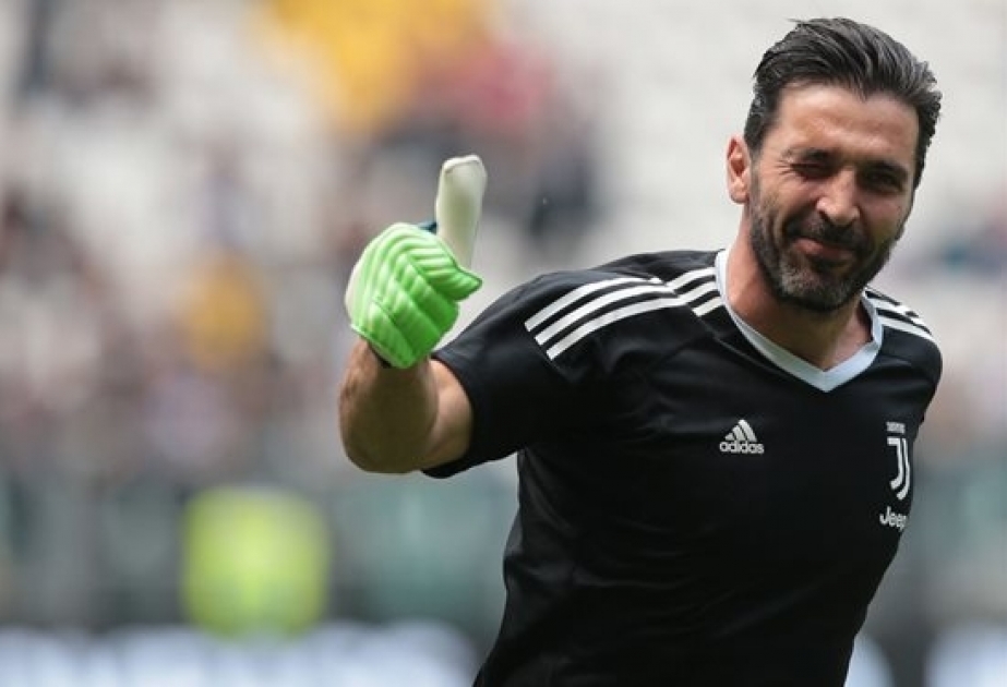 Buffon “Parma” ilə ikiillik müqavilə imzalayıb