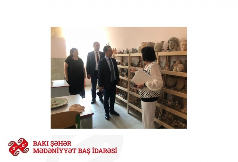 Kiyev uşaq incəsənət məktəbində görüş
