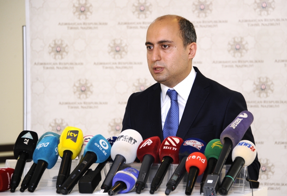 Təhsil naziri Təhsil Tələbə Krediti Fondu ilə bağlı sualları cavablandırıb