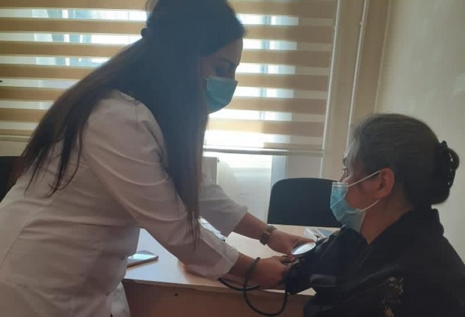 Ombudsmanın təşəbbüsü ilə şəhid ailələri və qazilər üçün növbəti tibbi yardım aksiyası Ağstafada təşkil olunub