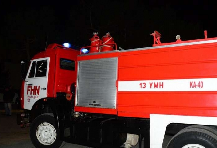 Bakıda çoxmərtəbəli binada baş verən yanğın söndürülüb