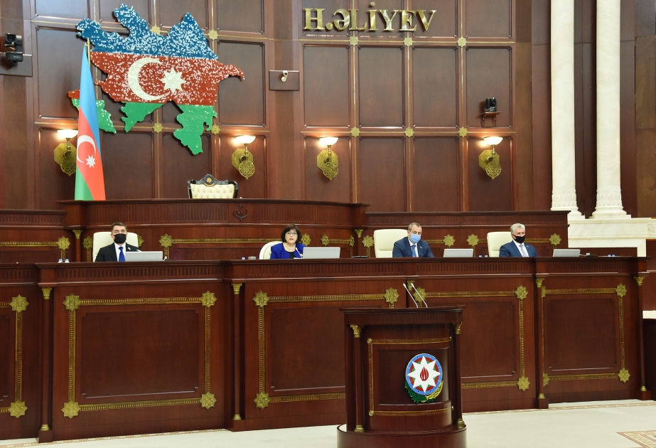 Milli Məclisin növbədənkənar sessiyasının növbəti iclası keçirilir