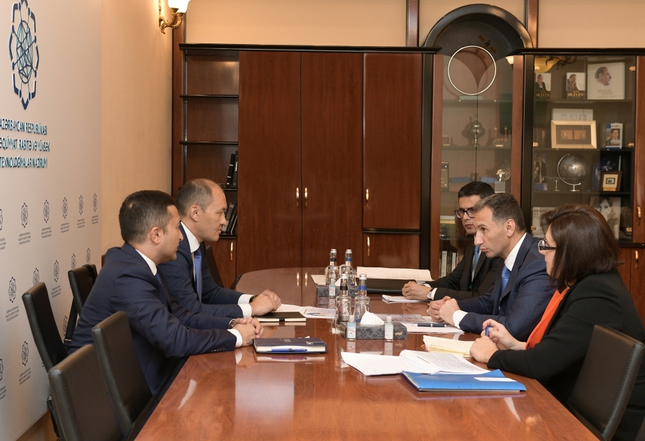Azerbaiyán y TRACECA colaborarán en la ampliación del corredor