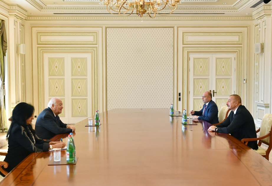 Präsident Ilham Aliyev empfängt Hohen Vertreter der UN-Allianz der Zivilisationen VIDEO