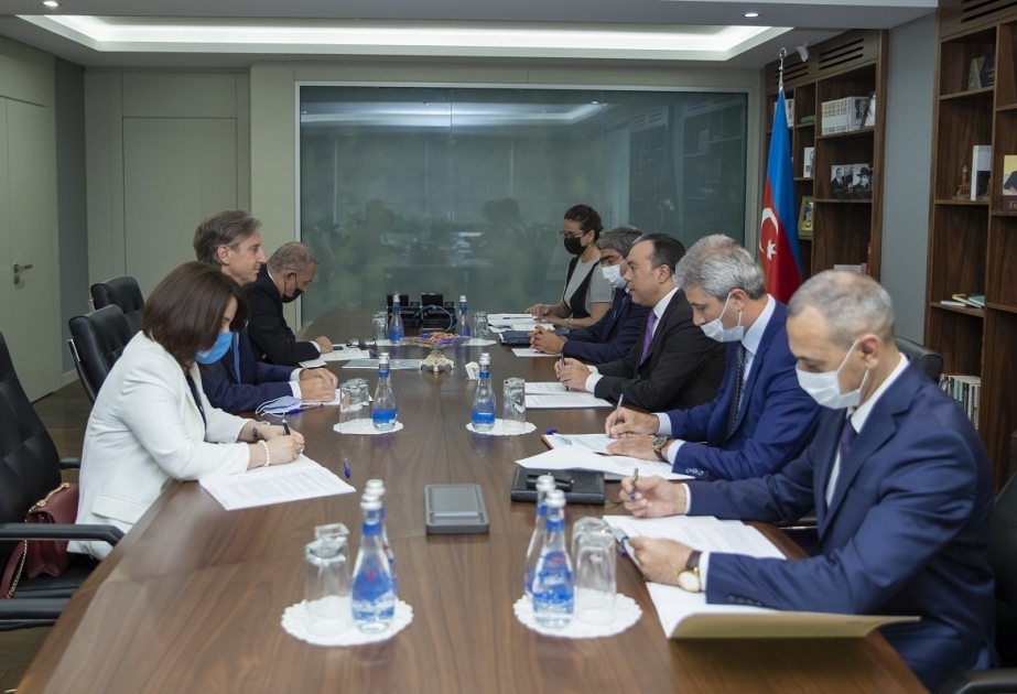 Azerbaiyán aprueba planes de negocio para más de 500 personas socialmente vulnerables