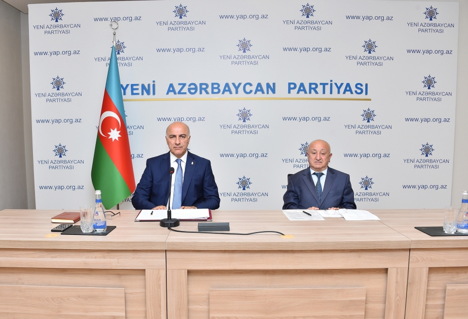 Yeni Azərbaycan Partiyası Xətai rayon təşkilatının XII hesabat konfransı keçirilib