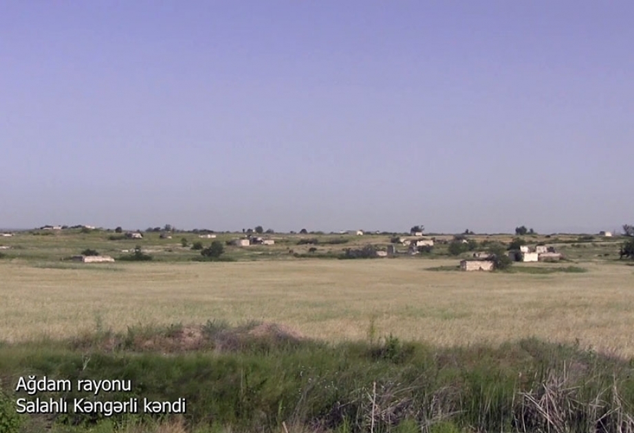 Verteidigungsministerium: Videoaufnahmen aus dem befreiten Dorf Salahli Kangarli im Bezirk Aghdam VIDEO