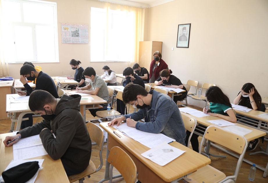 DİM: Ötən il ali təhsil müəssisələrinə qəbul imtahanlarında 1739 abituriyent 600 və daha çox bal toplayıb