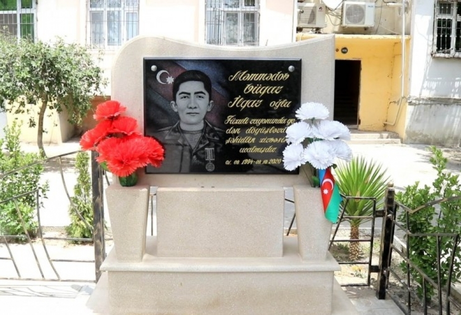 BDU-nun kollektivi şəhid Vüqar Məmmədovun ailəsini ziyarət edib