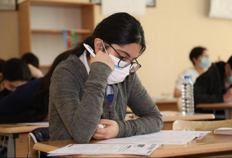 Azərbaycan dili fənni üzrə test imtahanı başa çatıb
