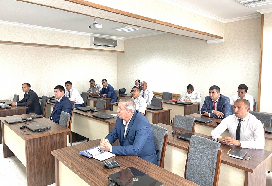 Mənzil və kommunal təsərrüfatı müəssisələrinin əməkdaşları üçün təşkil olunmuş təlimlərə yekun vurulub