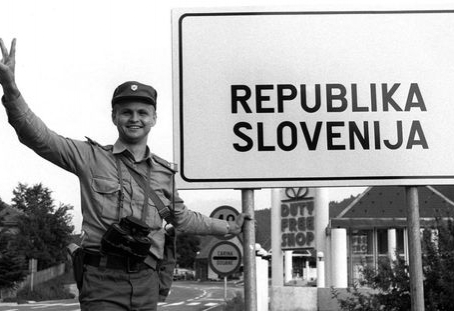 Sloveniyada dövlət müstəqilliyinin 30-cu ildönümü qeyd edilib