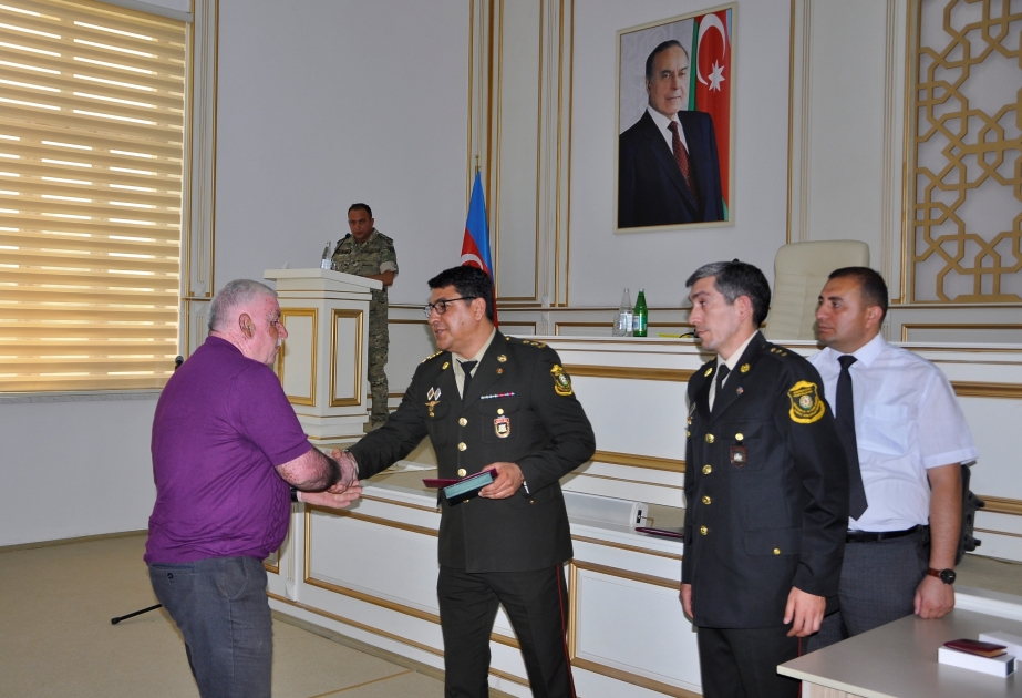 Ağdamda şəhid ailələrinə və Vətən müharibəsi iştirakçılarına orden və medallar təqdim edilib