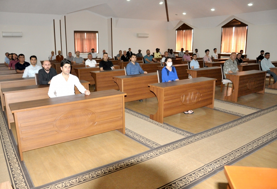 Əcnəbilərin maarifləndirmə tədbirləri uğurla davam etdirilir