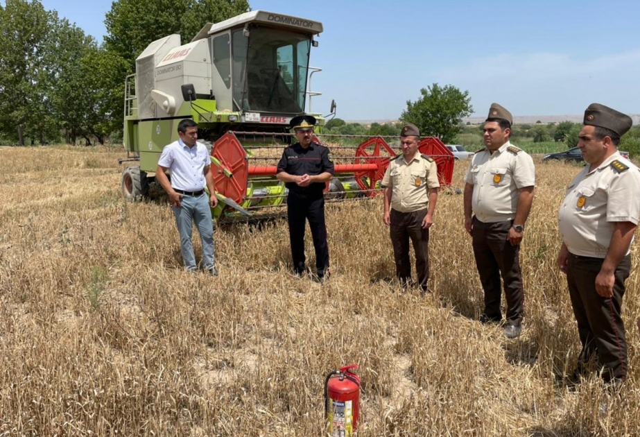 Şəmkirdə sakinlərlə yanğın təhlükəsizliyi ilə bağlı görüş keçirilib