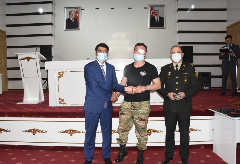 Ağstafada şəhid ailələri və Vətən müharibəsi iştirakçılarına orden və medallar təqdim olunub