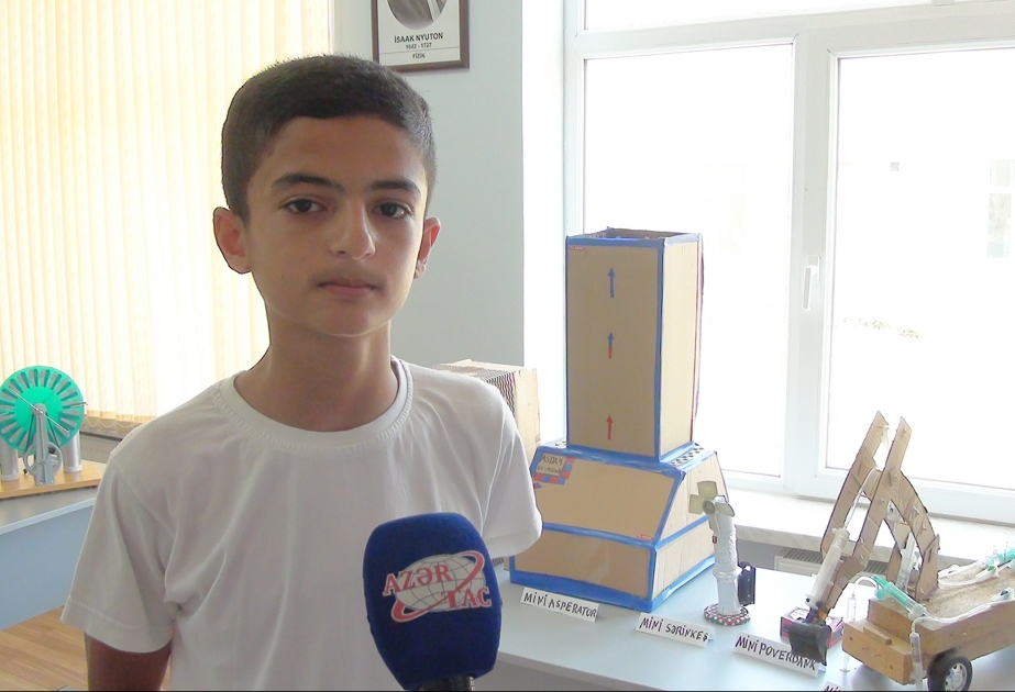 Tullantılardan müxtəlif cihazlar düzəldən yeniyetmə -  FOTO VİDEO