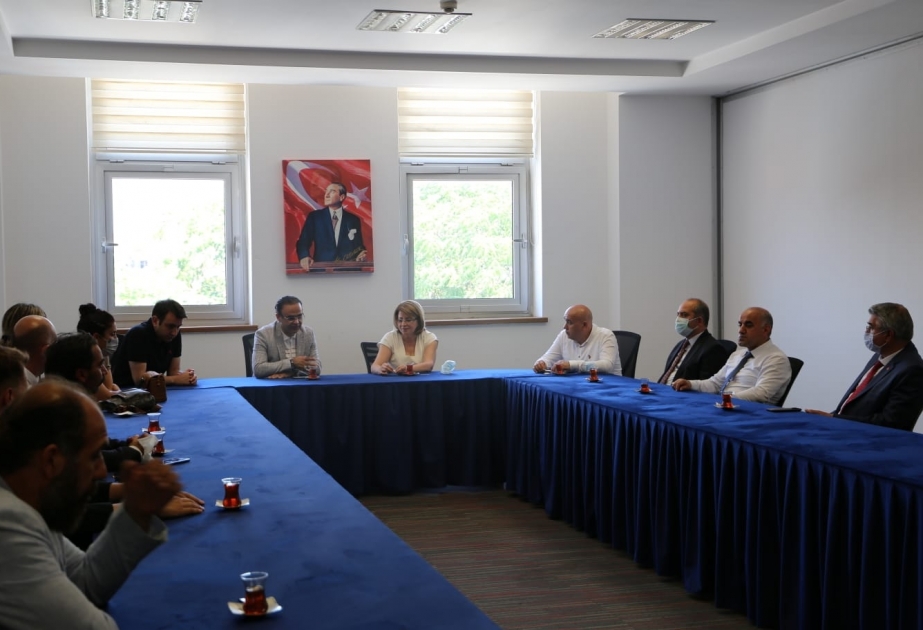 Türkiyədə məktəblilər arasında “Ulu Öndərin Qarabağ Zəfərinə gedən yolda gördüyü işlər” mövzusunda müsabiqə keçirilib