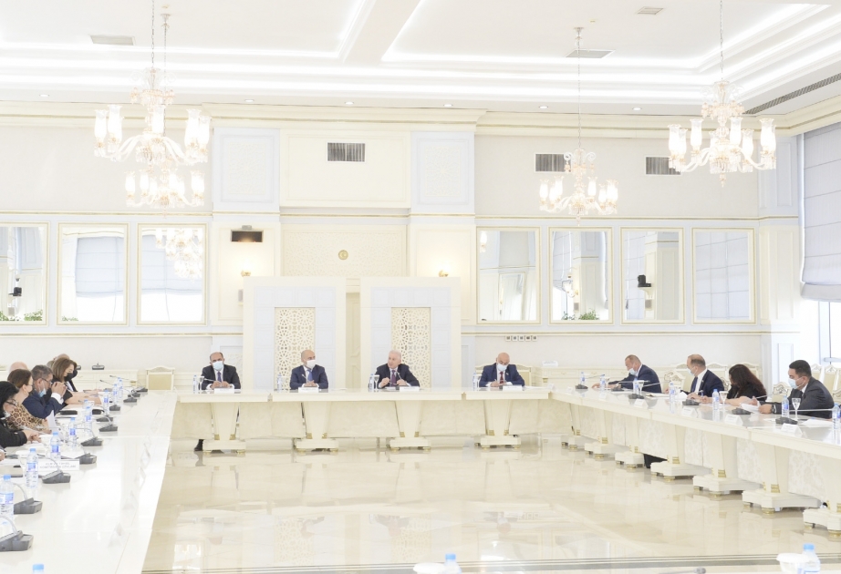 Milli Məclisin Elm və təhsil komitəsinin iclasında “Ali təhsil haqqında” qanun layihəsi müzakirə olunur