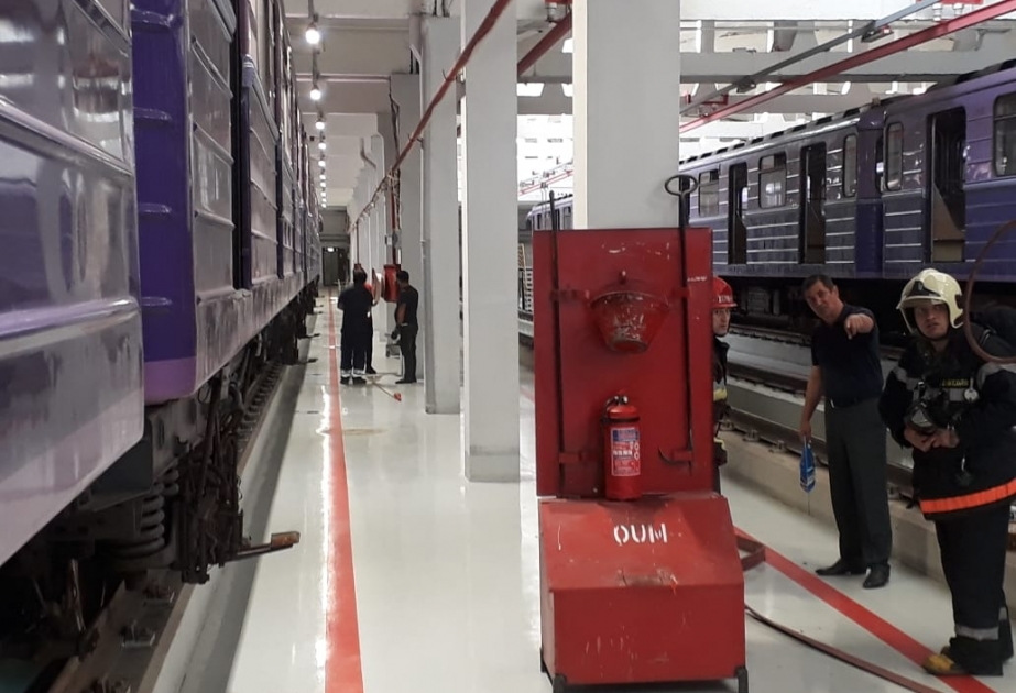 “Bakı Metropoliteni” QSC-nin vaqon parkında yanğın-taktiki təlim keçirilib