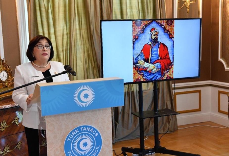 Milli Məclisin sədri Türk Şurasının Budapeşt nümayəndəliyinin ofisində çıxış edib