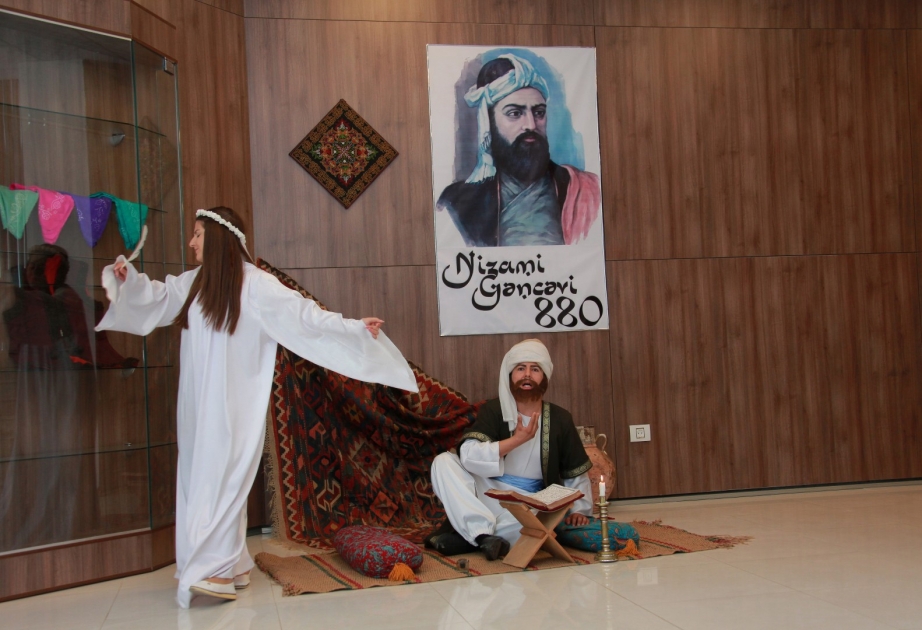 Şəki şəhər Heydər Əliyev Mərkəzində “Nizami Gəncəvi ili” ilə əlaqədar sərgi açılıb