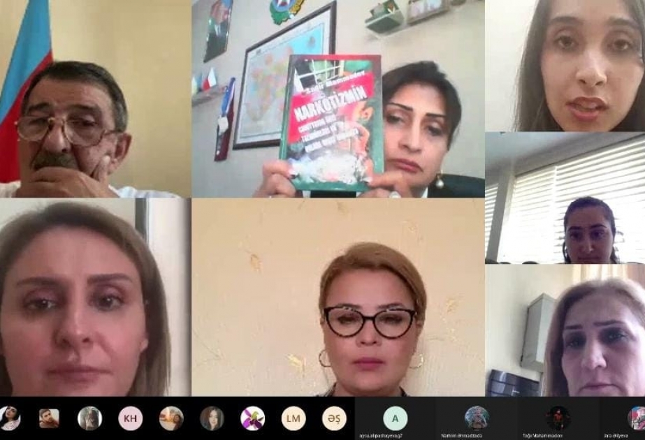 Bakı Slavyan Universitetinin tələbələri narkotiklərin fəsadları barədə məlumatlandırılıb