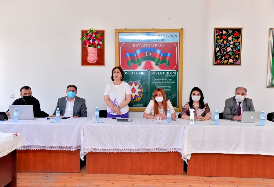 Qaradağ və Sabunçu rayonlarında “Məktəb hesabatları” dinlənilib