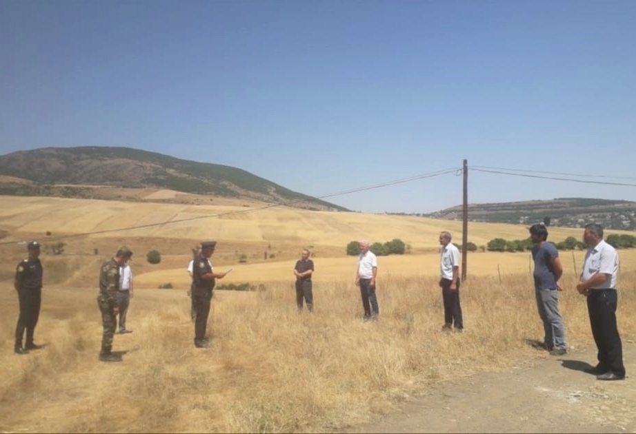 Lerikdə fermerlər yanğın təhlükəsizliyi ilə bağlı maarifləndiriliblər