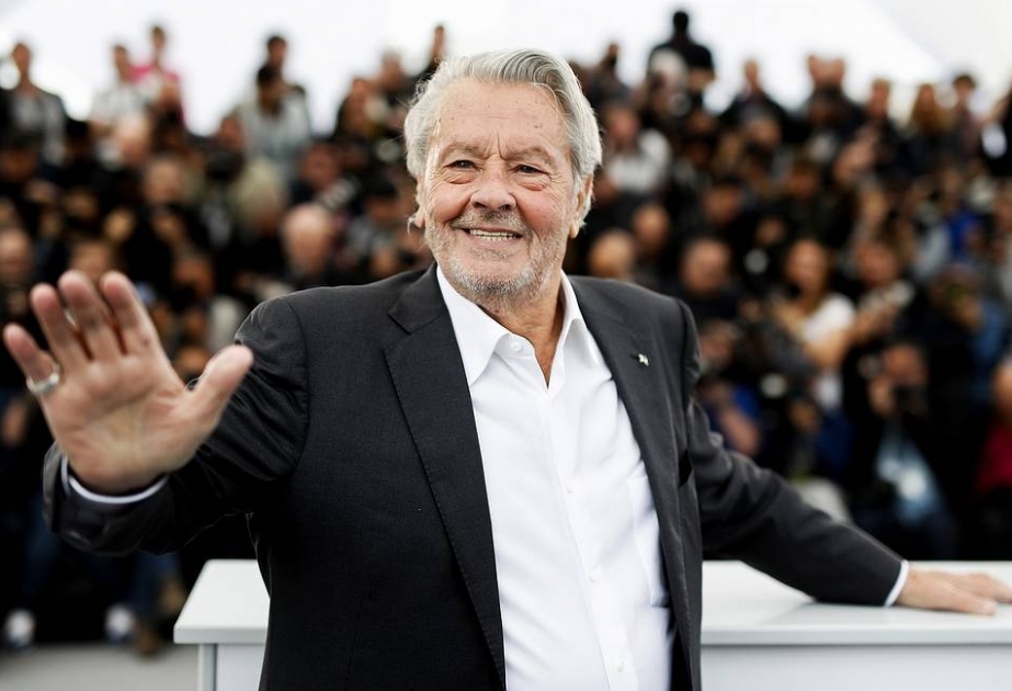 Alen Delon kinoya qayıtmaq planları barədə danışıb