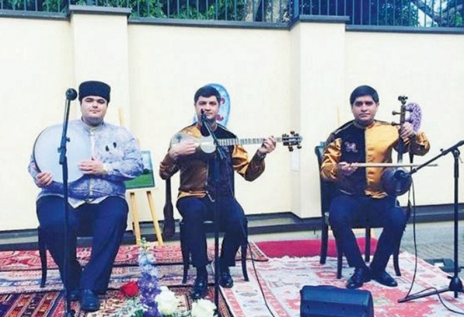 “Azərbaycan–Türkiyə” mahnısı yeni aranjimanda