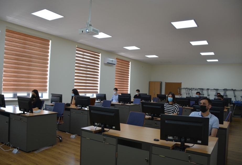 Sənaye və İnnovasiyalar üzrə Bakı Dövlət Peşə Təhsil Mərkəzində təlimlərə başlanılıb