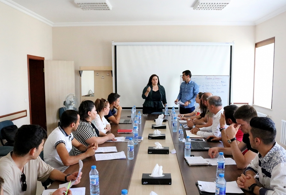 Naxçıvanda turizm marşrutları üzrə bələdçilərin texniki-peşə bilikləri təkmilləşdirilir