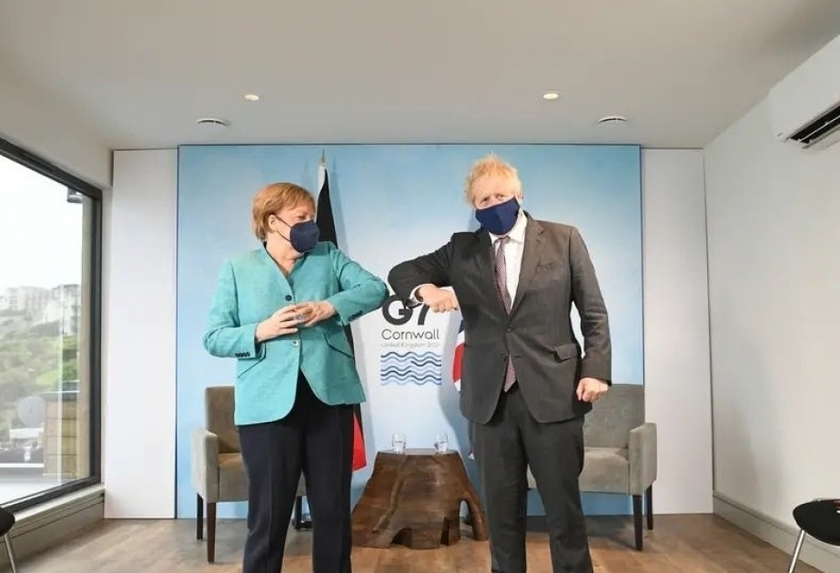 Angela Merkel se reunió con Boris Johnson y la Reina Isabel II
