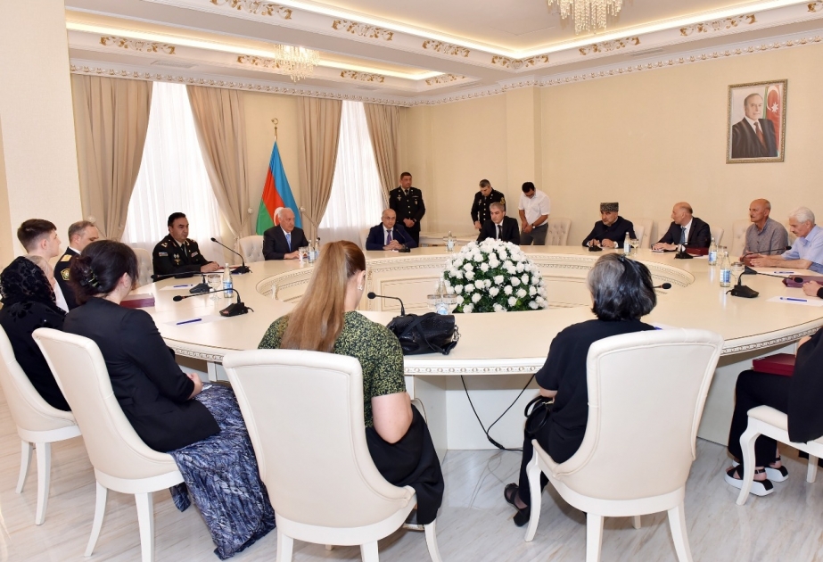 Polad Həşimovun və bir neçə hərbi qulluqçunun orden və medalları ailələrinə təqdim olunub