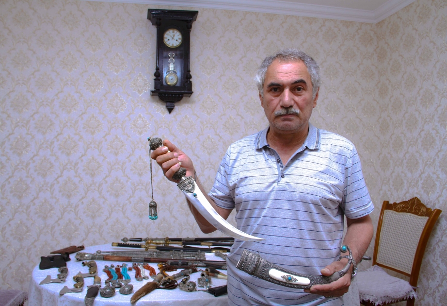 Mübariz Əkbərov: Düzəltdiyim milli xəncərlərimizdən bir sıra dövlətlərin başçılarına da hədiyyə olunub