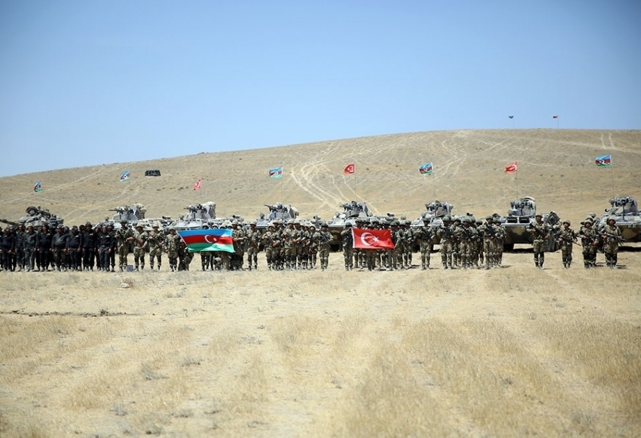 Bakú acoge el final de las maniobras militares "Mustafa Kemal Ataturk-2021"