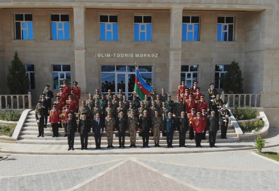 Naxçıvan Qarnizonu Qoşunlarında “Ehtiyat zabit hazırlığı kursu”nun buraxılış mərasimi keçirilib VİDEO