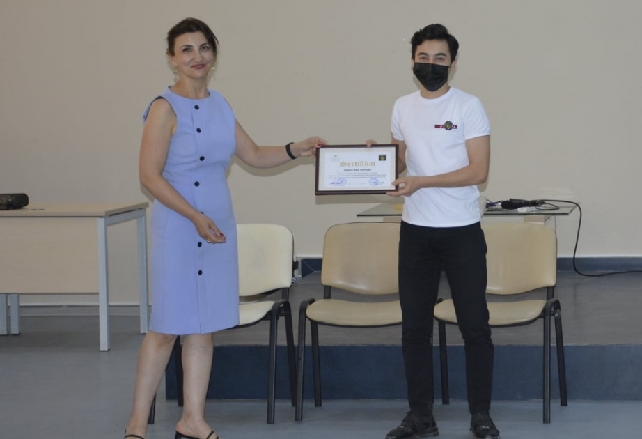 “Bacarıqlı ol” usta yanında öyrənmə proqramı çərçivəsində “Satıcı-kassir” təlimləri başa çatıb