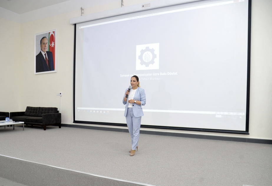 Sənaye və İnnovasiyalar üzrə Bakı Dövlət Peşə Təhsil Mərkəzində “Açıq qapı” həftəsinə start verilib