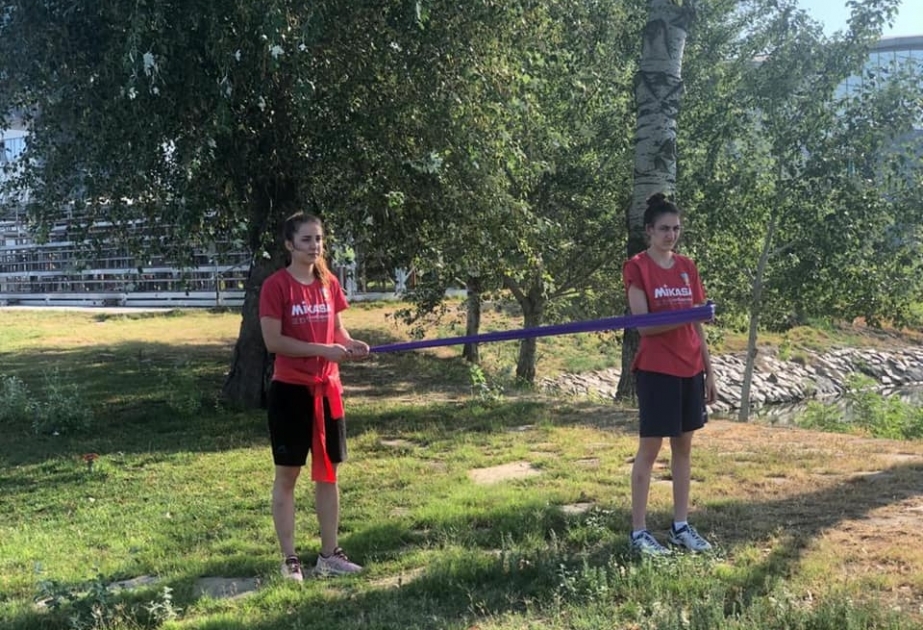 Qadın voleybolçulardan ibarət Azərbaycan millisi Avropa çempionatına hazırlığı davam etdirir
