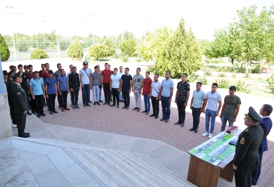 Muxtar respublikada hərbi xidmətdən yeni tərxis olunmuş gənclərin məşğulluqları təmin edilir