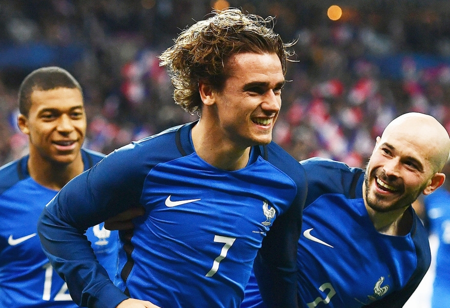 Сборная сборной, а чемпионату Франции грозит коллапс