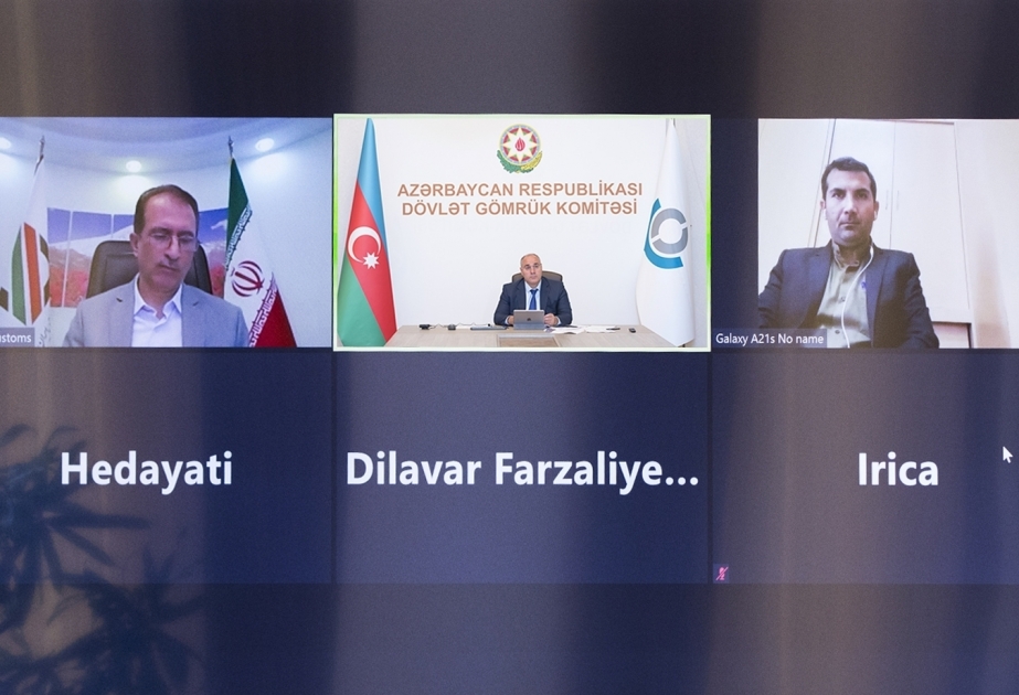 Presidente del Comité Estatal de Aduanas de Azerbaiyán sostiene una reunión con su homólogo iraní