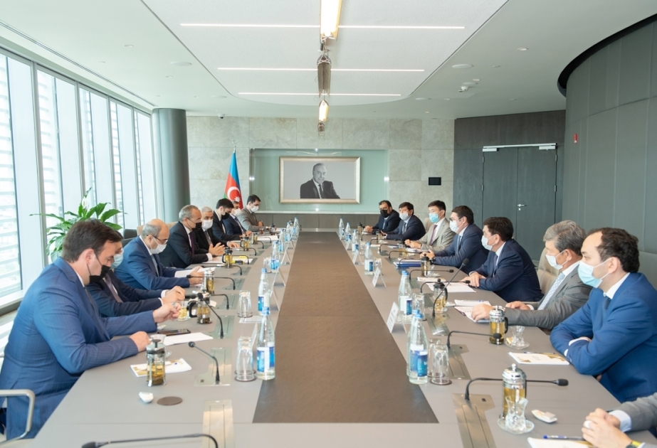 Aserbaidschan baut Zusammenarbeit mit Kasachstan aus